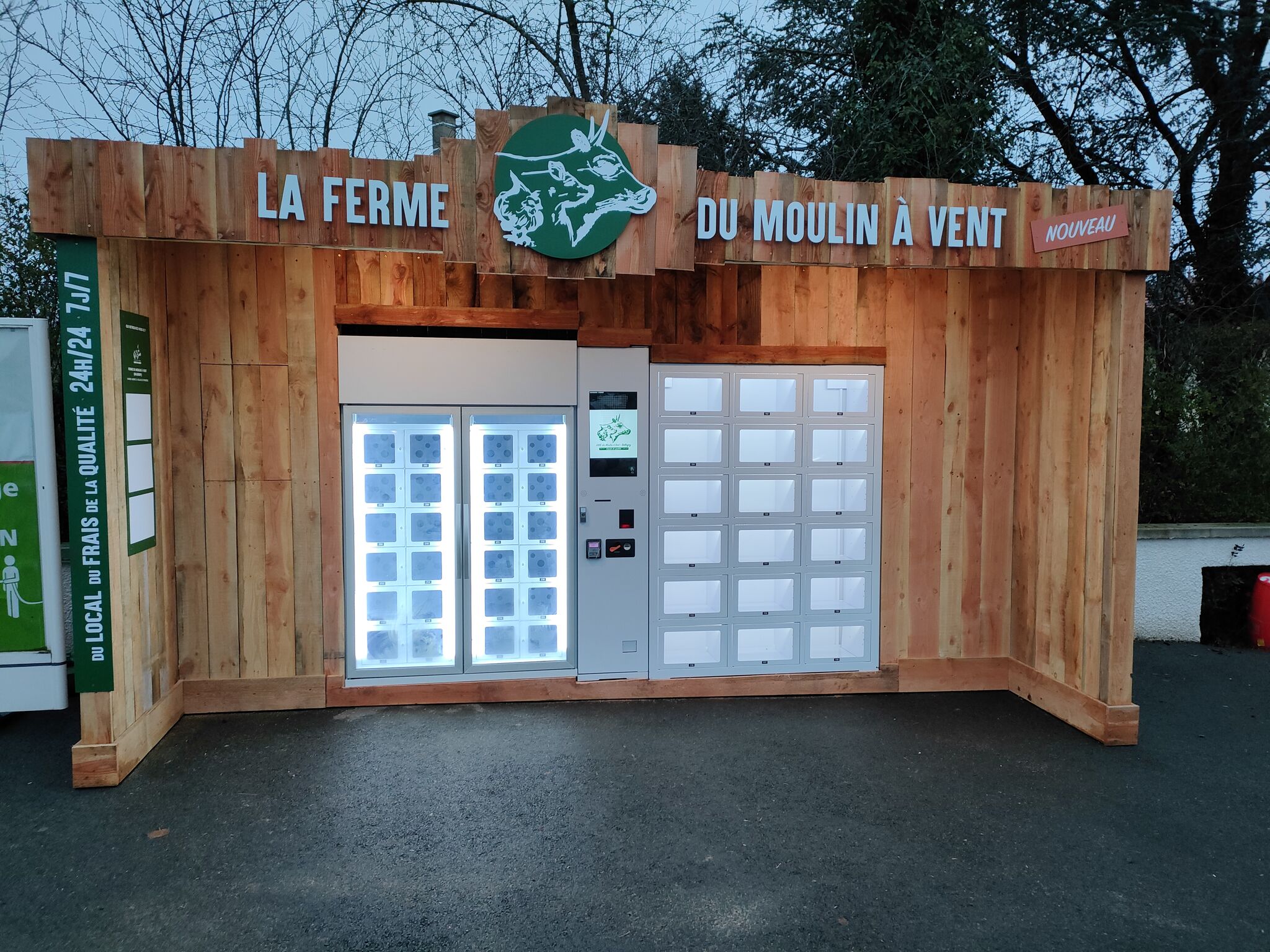 distributeurs à casiers à la ferme du moulin a vent